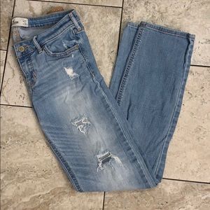 Hollister bootcut jeans 5s. W 27 L 31.
